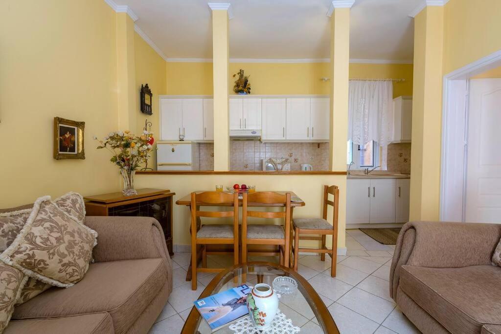 Ria'S Apartment In Corfu Town Dış mekan fotoğraf