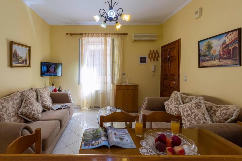 Ria'S Apartment In Corfu Town Dış mekan fotoğraf