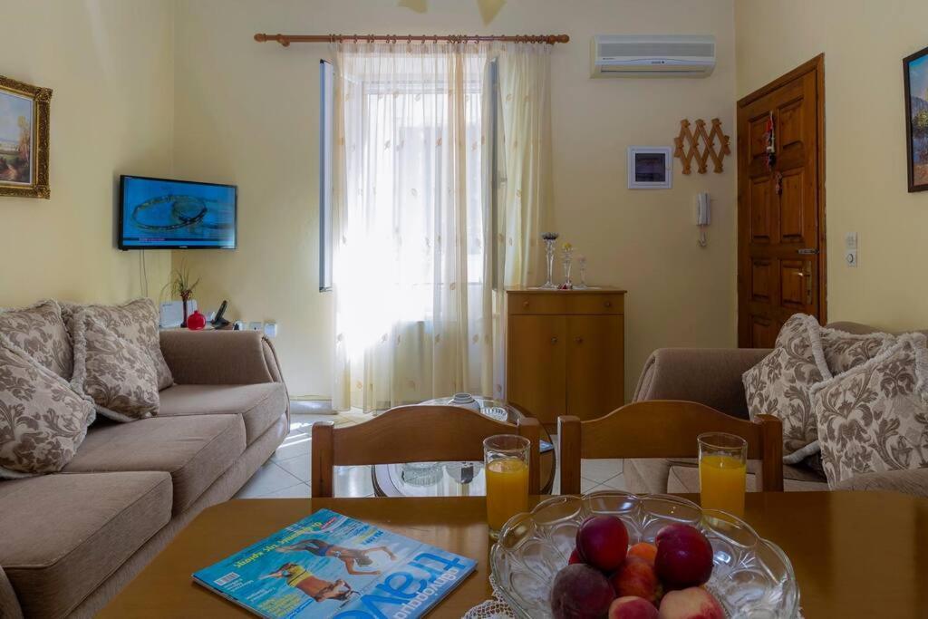 Ria'S Apartment In Corfu Town Dış mekan fotoğraf